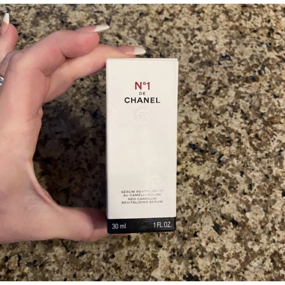 Chanel N1 Red Camelia Revitalizing Serum