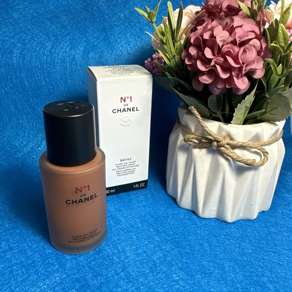 Chanel No 1 Revitalizing Foundation