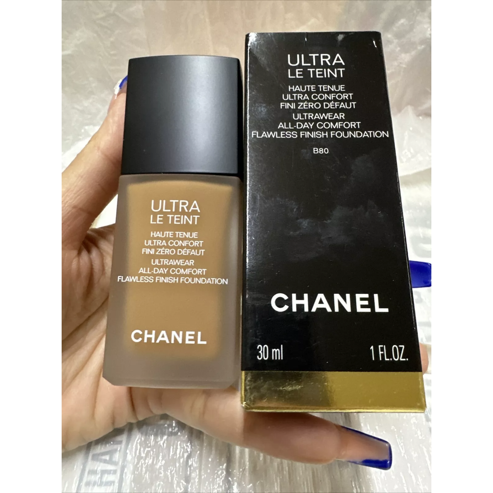 Chanel Ultra Le Teint Flawless Finish Fluid Foundation