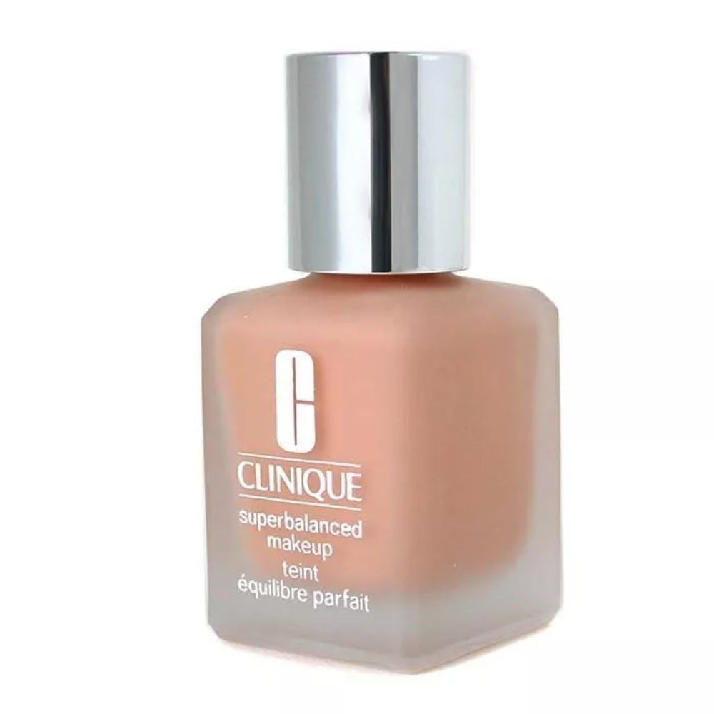 Clinique Superbalanced Makeup