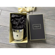 Jo Malone English Pear & Freesia Scented Candle