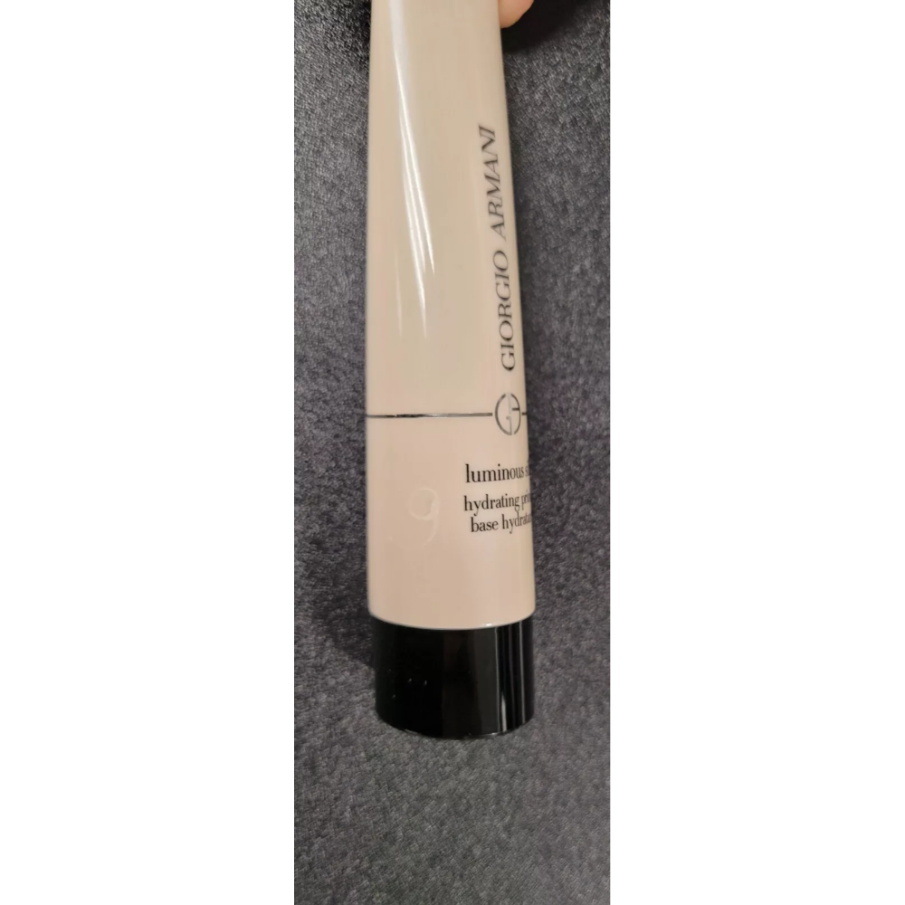 Armani Luminous Silk Hydrating Primer