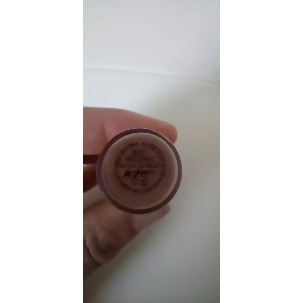 MAC Studio Fix 24-Hour Smooth Wear Concealer