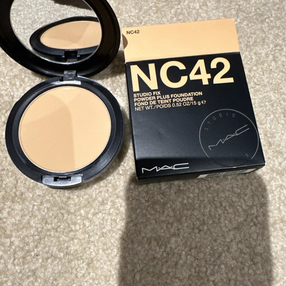 MAC Studio Fix Powder Plus Foundation